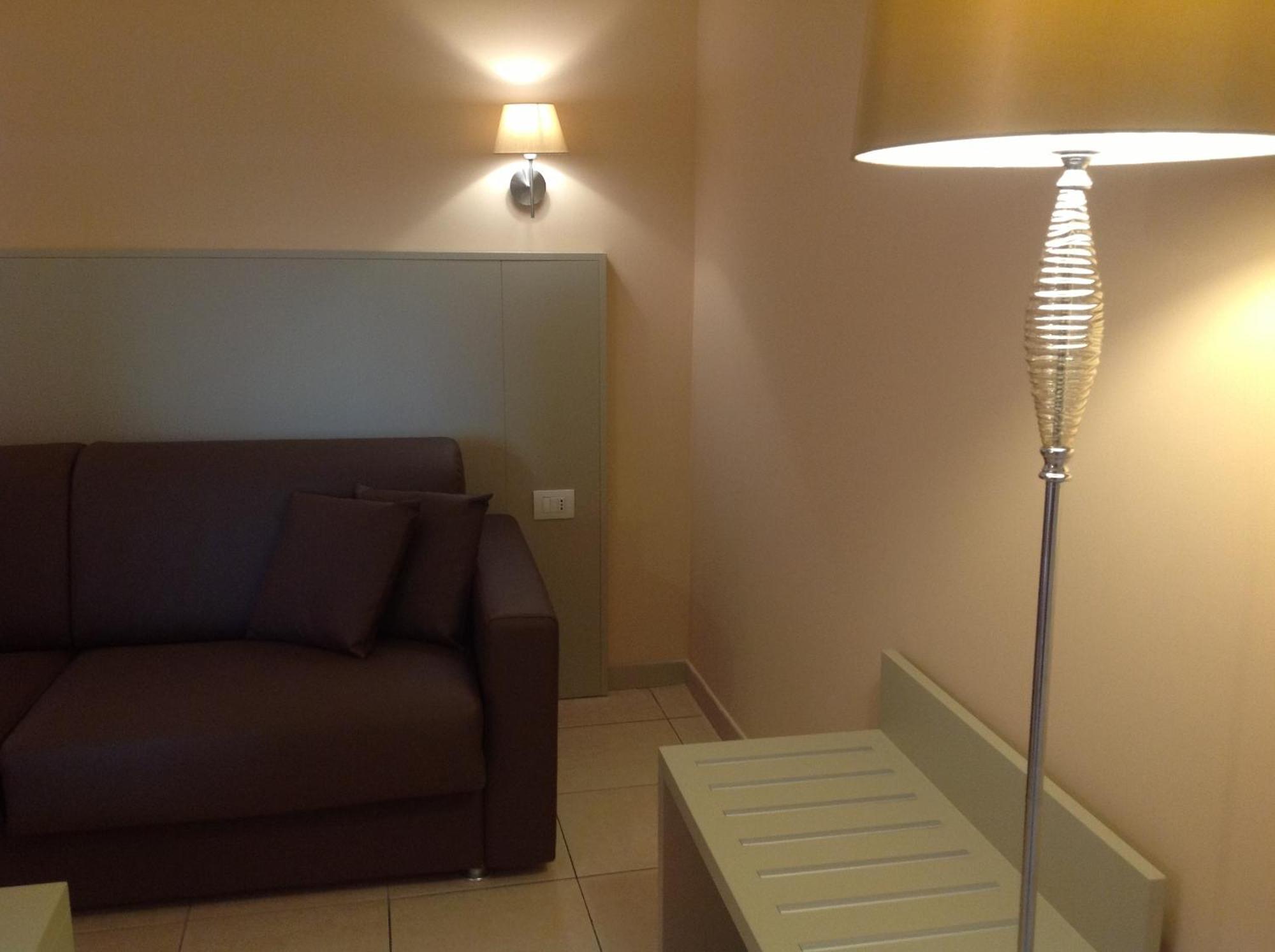 Hotel Valemare Тропея Экстерьер фото